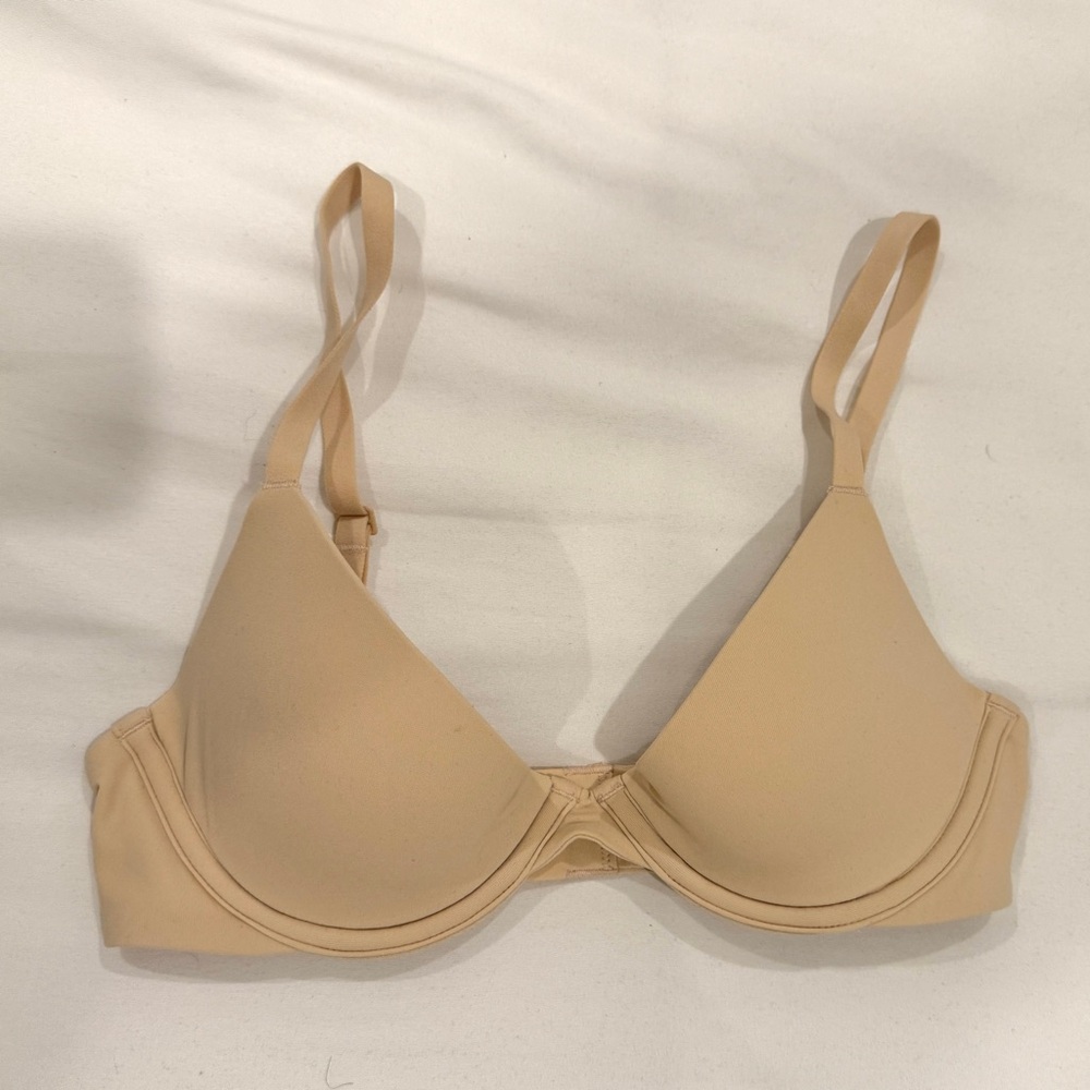SKIMS Fits Everybody Plunge Bra Sand 32A